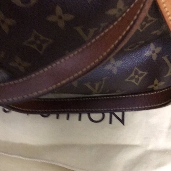 Auth Louis Vuitton Cabas Piano MM - Picture 3 of 16